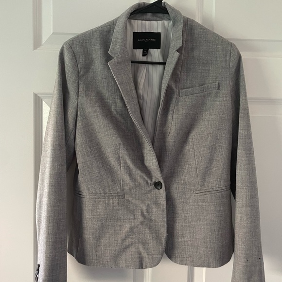 Banana Republic Grey Pant Suit - Picture 2 of 7